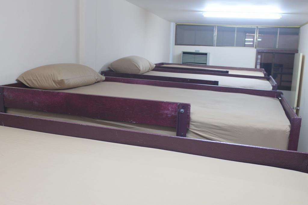 Lee House Inn Бангкок Номер фото