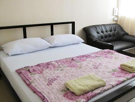 Lee House Inn Бангкок Екстер'єр фото